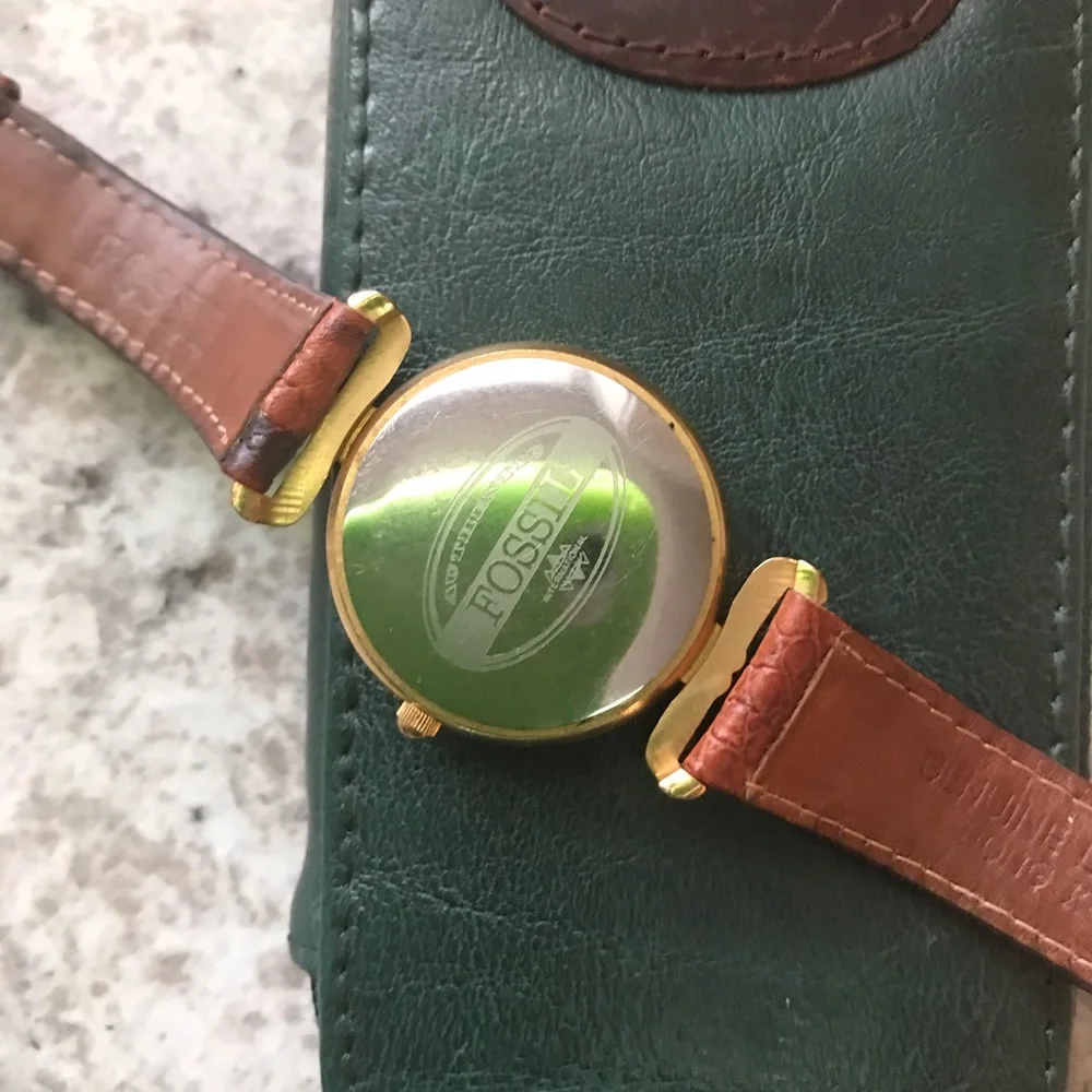 1980’s PINK ABALONE FOSSIL WORLD WATCH